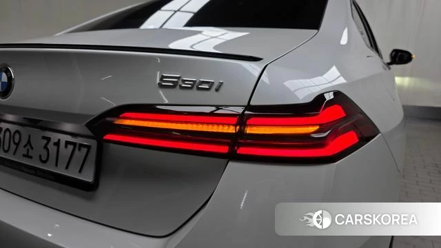 BMW 5 Series (G60) id 4532930 из Кореи 15