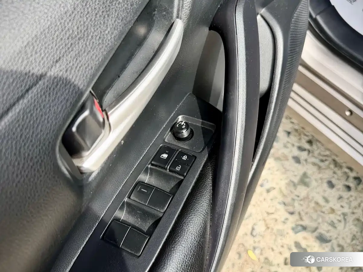 Toyota Corolla id 4577453 из Китая 15