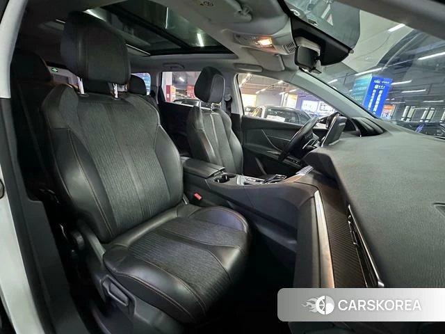 Peugeot 5008 id 4209162 из Китая 15