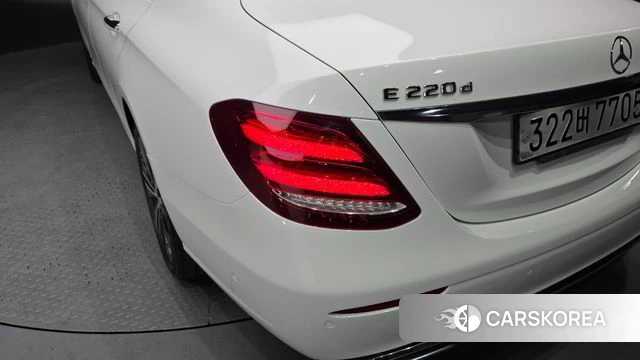 Mercedes-Benz E-Class W213 id 4344951 из Кореи 15