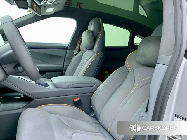 Xiaopeng Motors Xiaopeng P7 id 3993349 из Китая 15