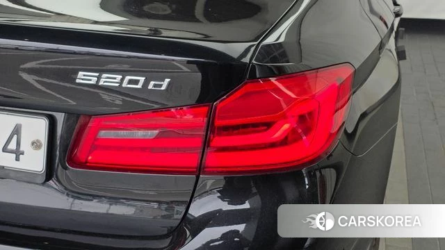 BMW 5 Series (G30) id 4536205 из Кореи 15