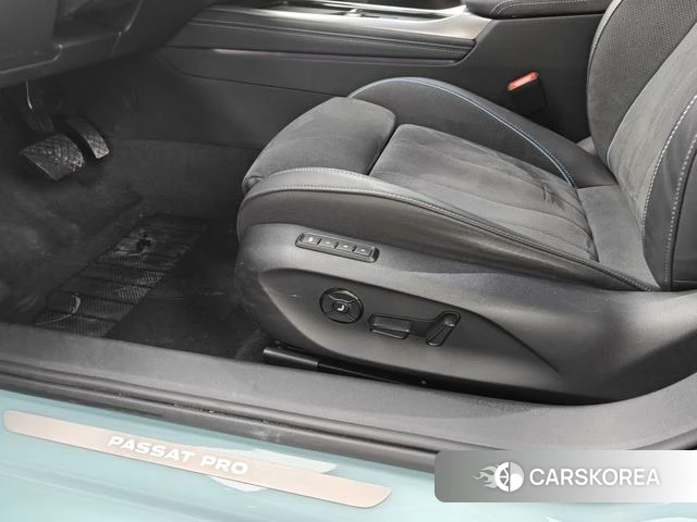 Volkswagen Passat id 3890779 из Китая 14