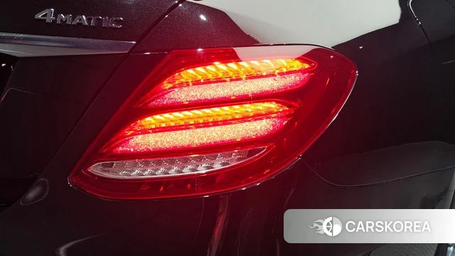Mercedes-Benz E-Class W213 id 4760162 из Кореи 15