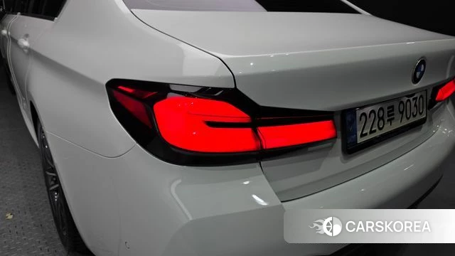 BMW 5 Series (G30) id 4396521 из Кореи 15