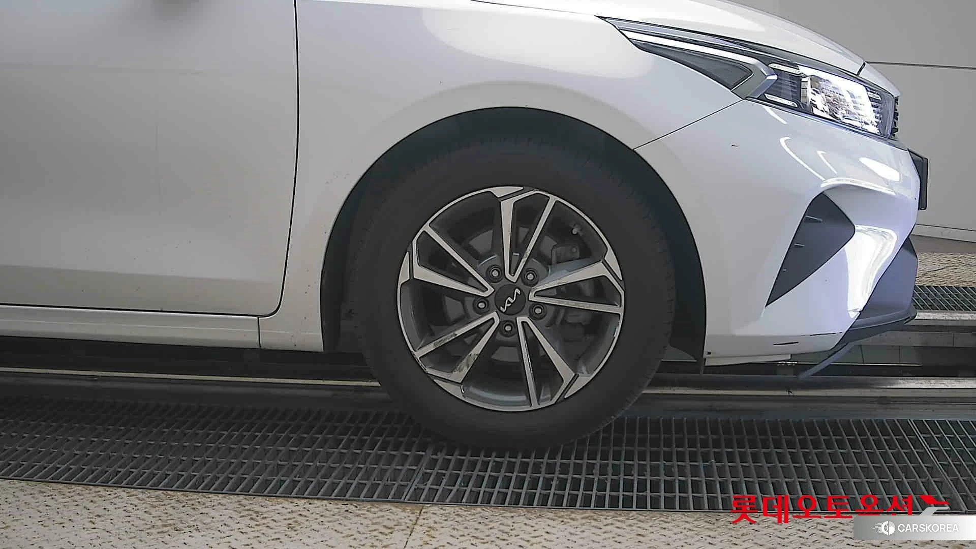 Kia K3 id 4902432 из Кореи 15