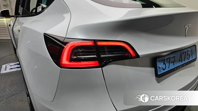 Tesla Model Y id 4442925 из Кореи 15