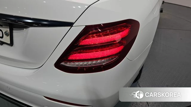 Mercedes-Benz E-Class W213 id 4411409 из Кореи 15