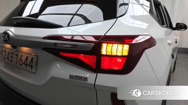 Kia Seltos id 4458872 из Кореи 15