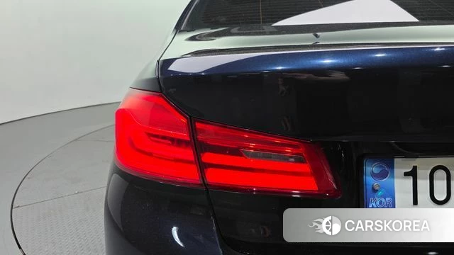 BMW 5 Series (G30) id 4304771 из Кореи 15