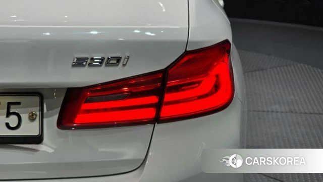 BMW 5 Series (G30) id 4595444 из Кореи 15