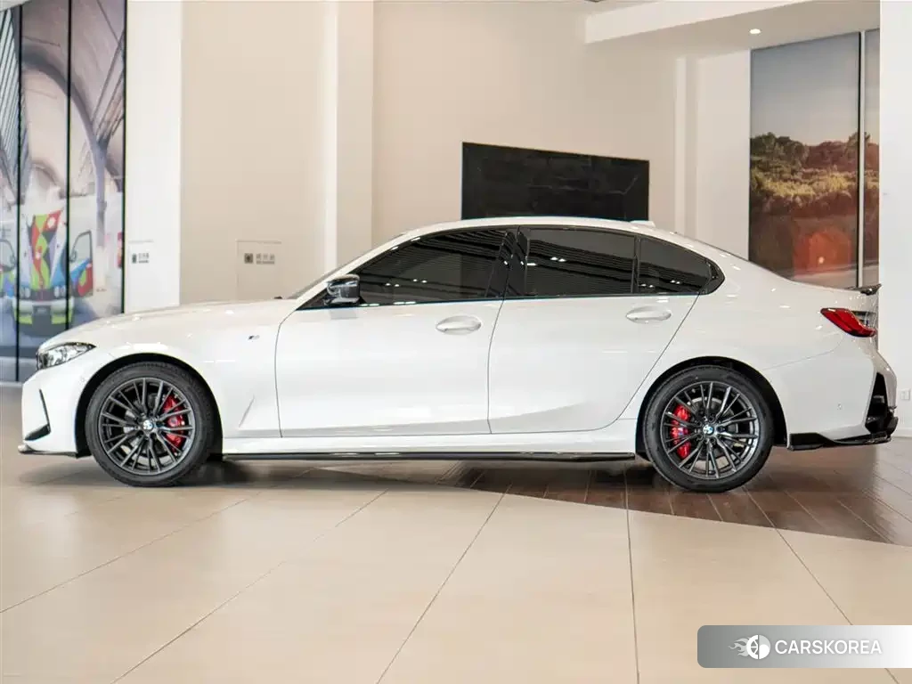 BMW 3 series id 4576345 из Китая 15