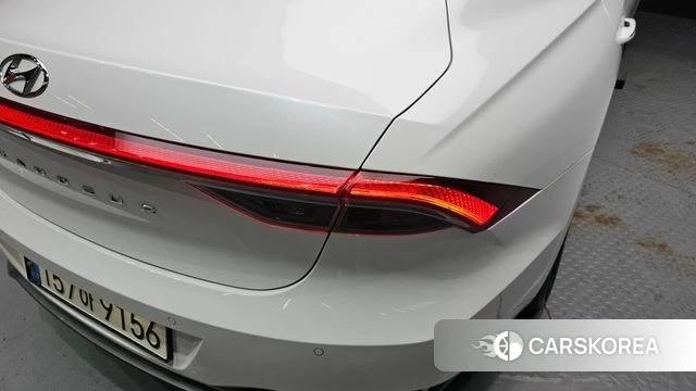 Hyundai The New Grandeur IG Hybrid id 4231424 из Кореи 15