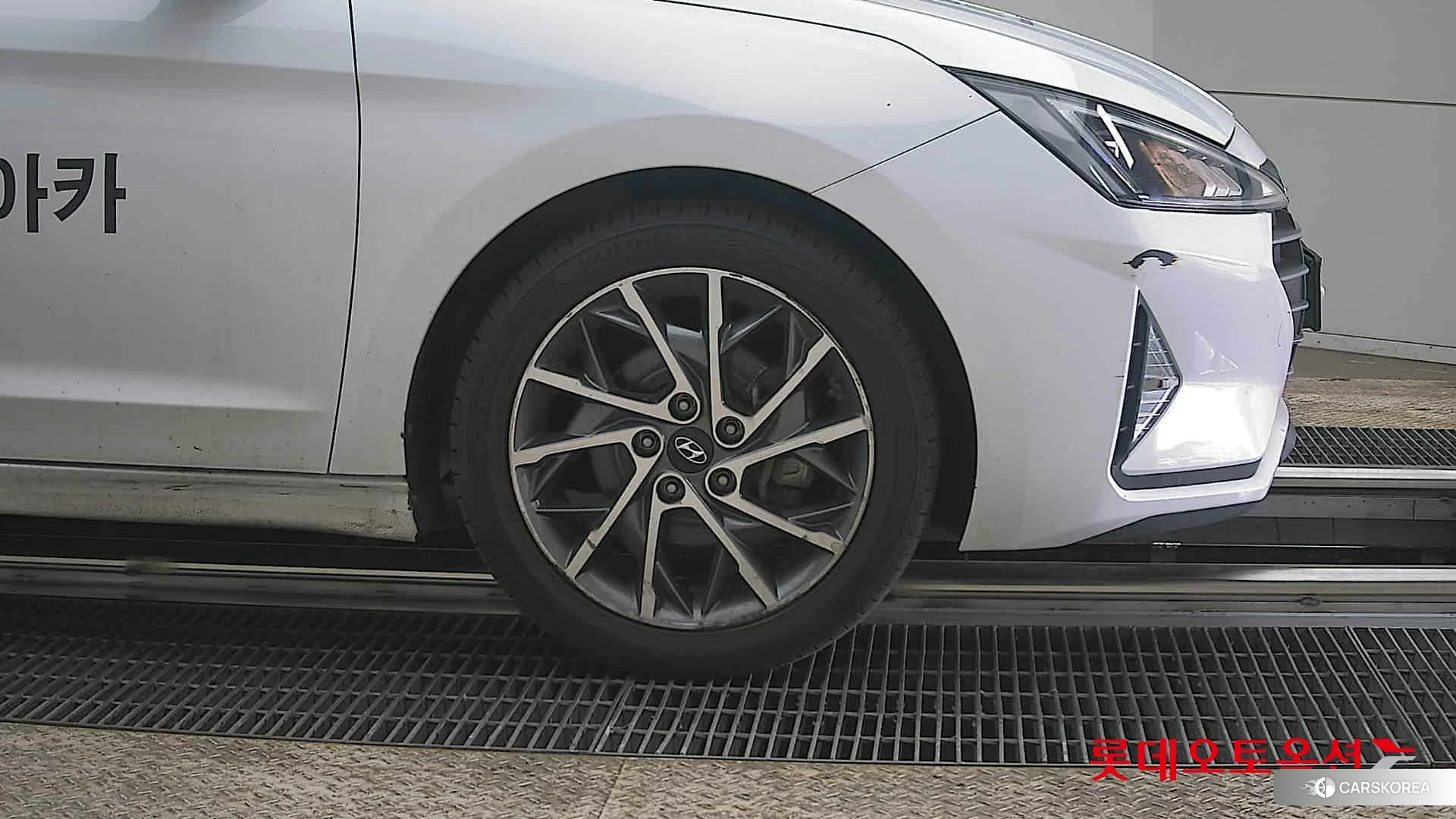 Hyundai Avante id 3869278 из Кореи 15