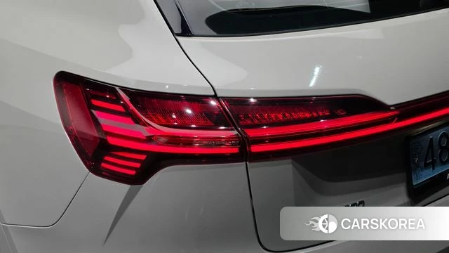 Audi e-Tron id 4736922 из Кореи 15