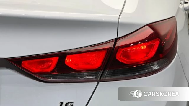 Hyundai Avante AD id 4605454 из Кореи 15