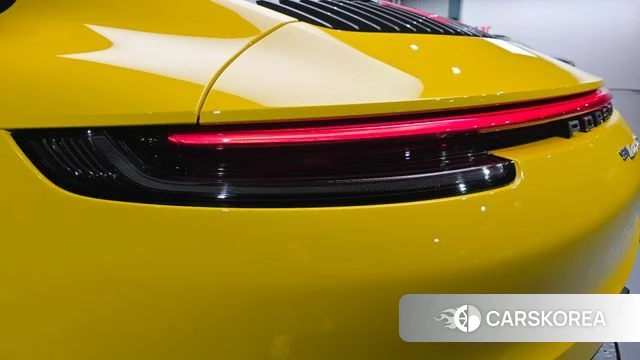 Porsche 911(992) id 4416277 из Кореи 15