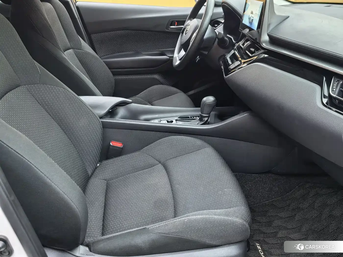 Toyota IZOA id 4570610 из Китая 15