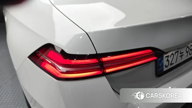 BMW 5 Series (G60) id 4665125 из Кореи 15