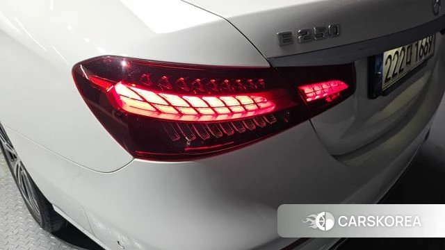 Mercedes-Benz E-Class W213 id 4187510 из Кореи 15