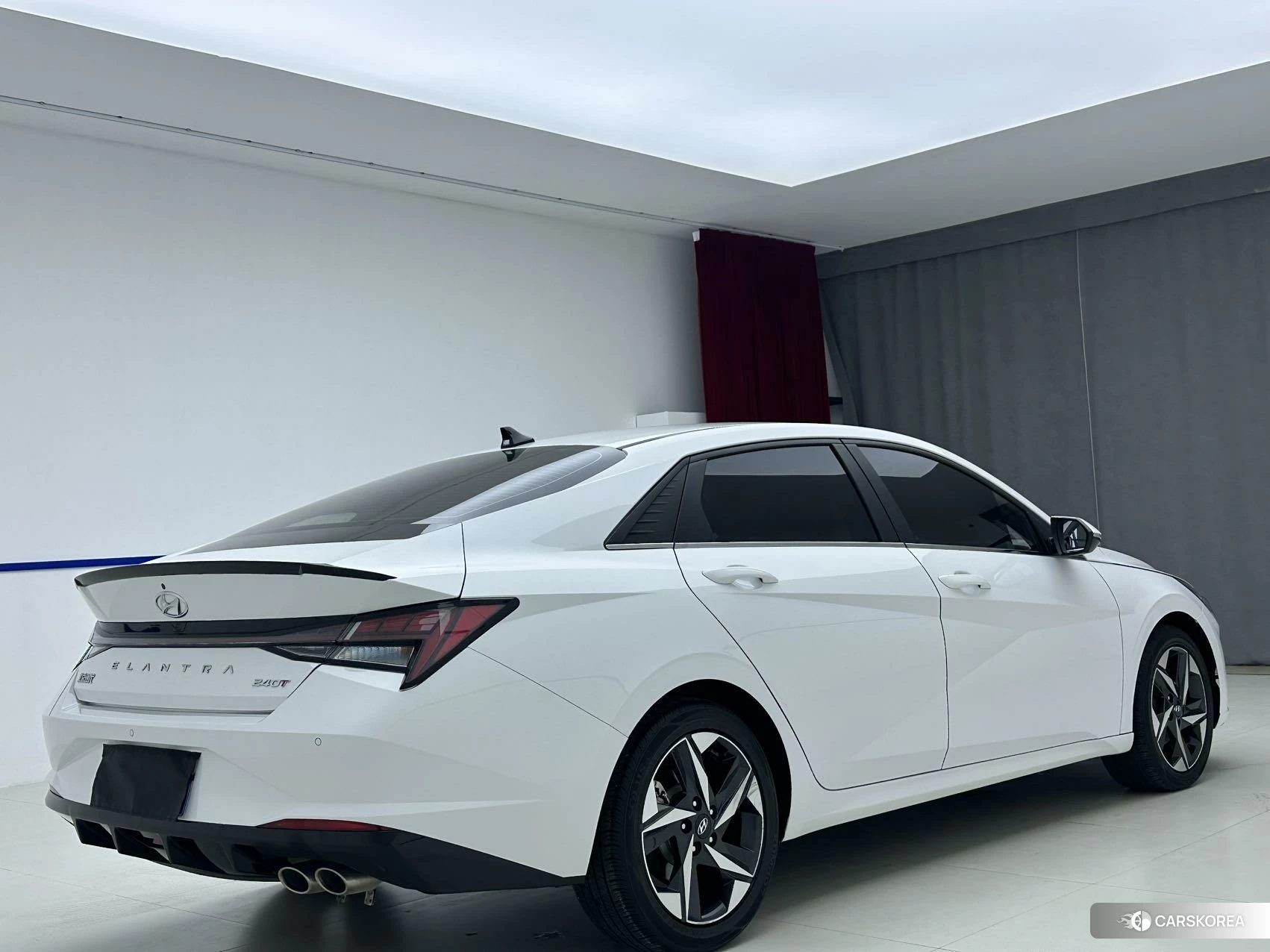 Hyundai Elantra id 4452137 из Китая 15