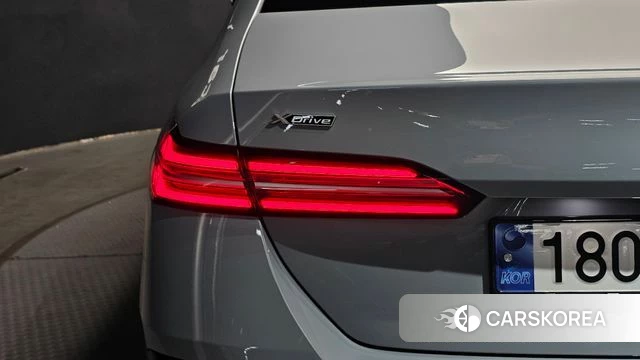 BMW 5 Series (G60) id 4499887 из Кореи 15