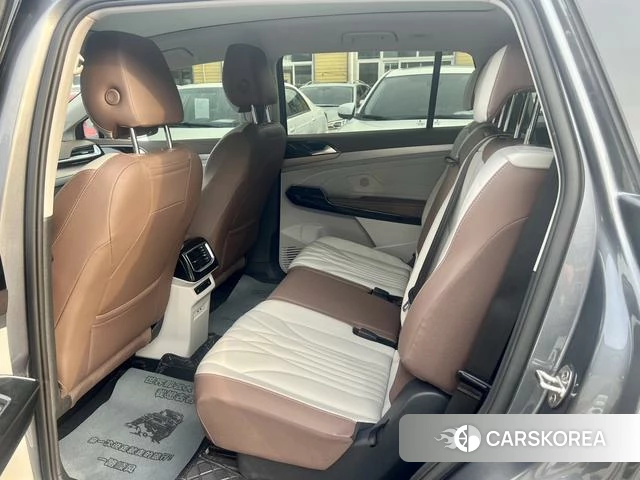 Volkswagen ID.6 X id 4374531 из Китая 15