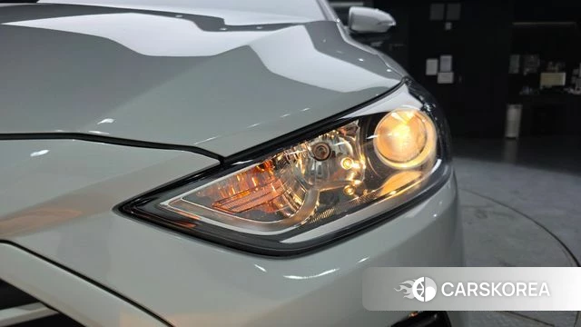 Hyundai Avante AD id 4568760 из Кореи 15