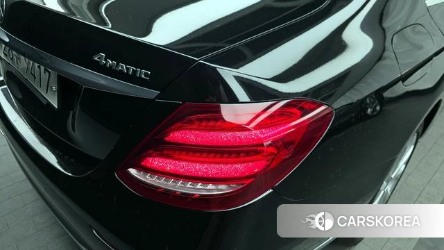 Mercedes-Benz E-Class W213 id 4251432 из Кореи 15