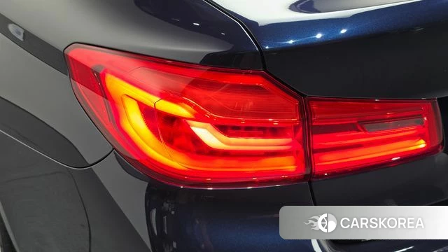 BMW 5 Series (G30) id 4619854 из Кореи 15