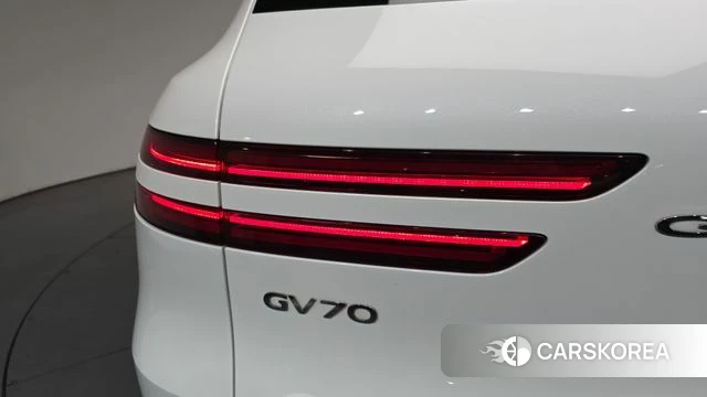 Genesis GV70 id 4355264 из Кореи 15