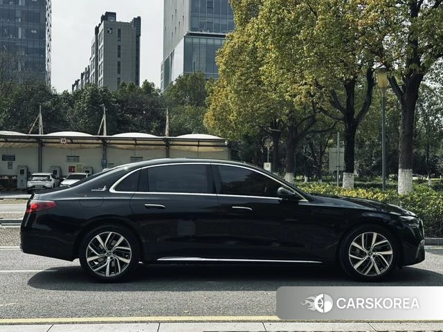 Mercedes-Benz E-class id 3919468 из Китая 15