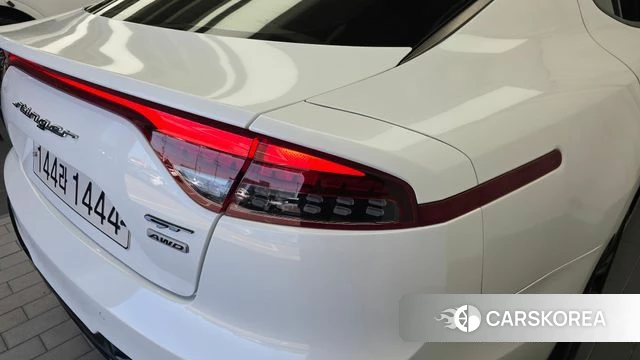 Kia Stinger Meister id 4855624 из Кореи 15