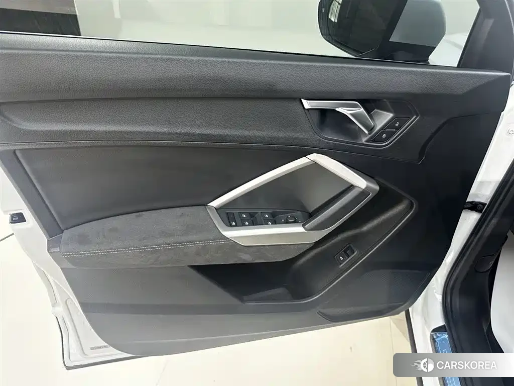 Audi Q3 id 4545688 из Китая 15