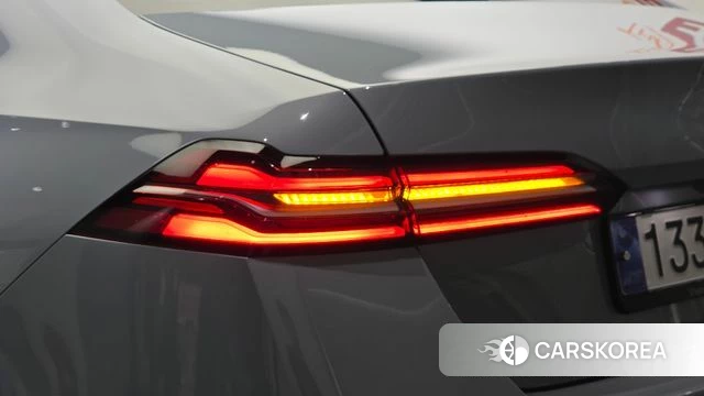 BMW 5 Series (G60) id 4505613 из Кореи 15