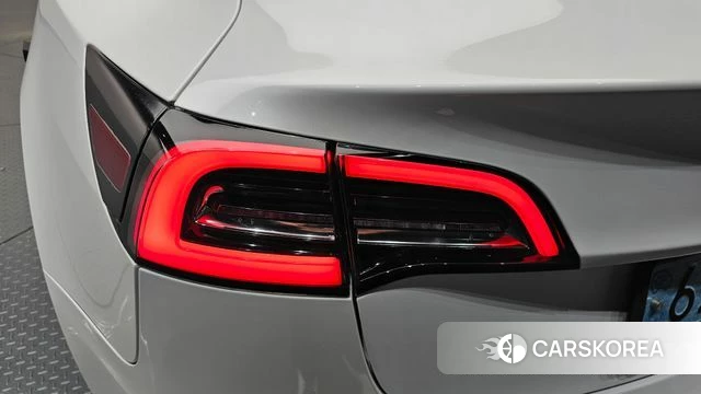 Tesla Model 3 id 4395638 из Кореи 15
