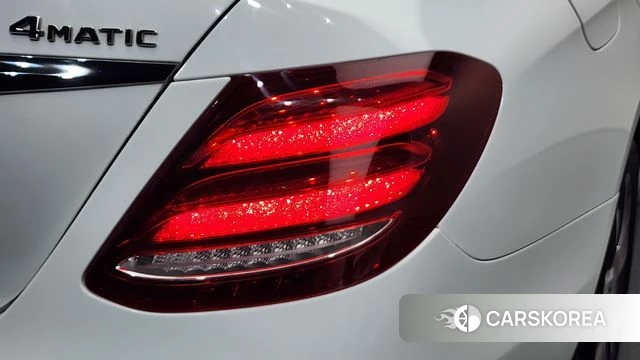 Mercedes-Benz E-Class W213 id 4543412 из Кореи 15