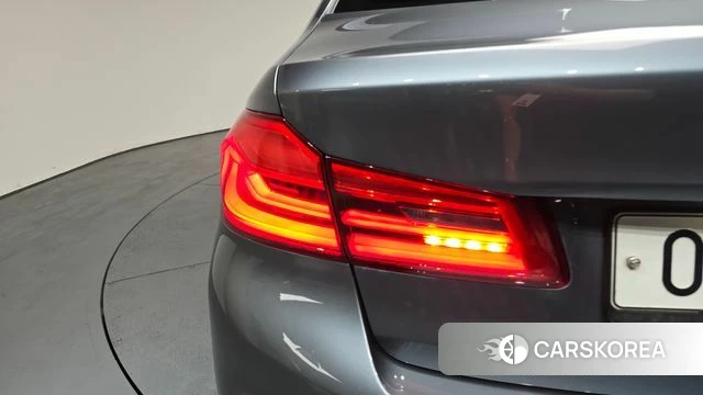 BMW 5 Series (G30) id 4225742 из Кореи 15