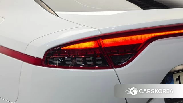 Kia Stinger Meister id 4759423 из Кореи 14