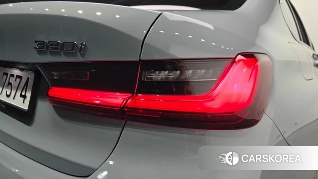 BMW 3 Series (G20) id 4602044 из Кореи 15