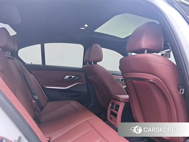 BMW 3 series id 4335233 из Китая 15