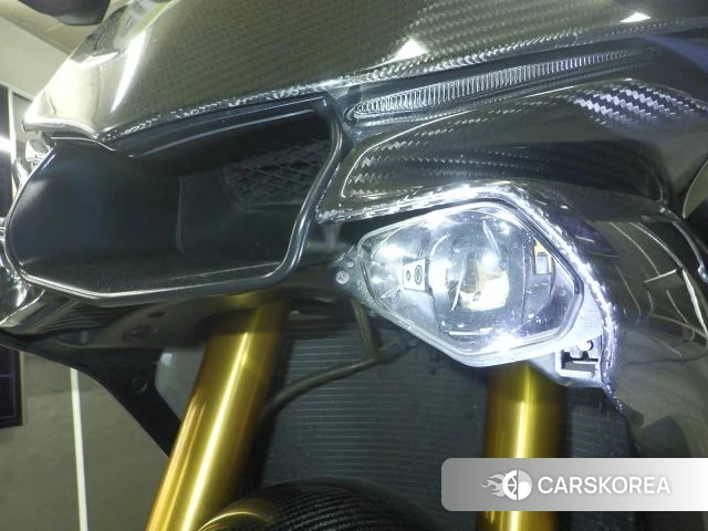 Проданный Yamaha YZF-R1M id 4199141 из Японии, фото 15