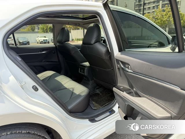 Toyota Camry id 4238623 из Китая 15