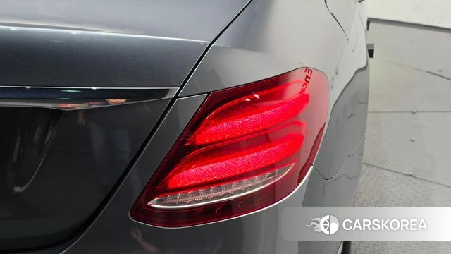 Mercedes-Benz E-Class W213 id 4785596 из Кореи 15