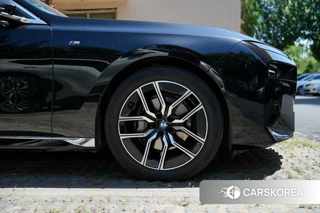BMW 7 series id 4273193 из Китая 15