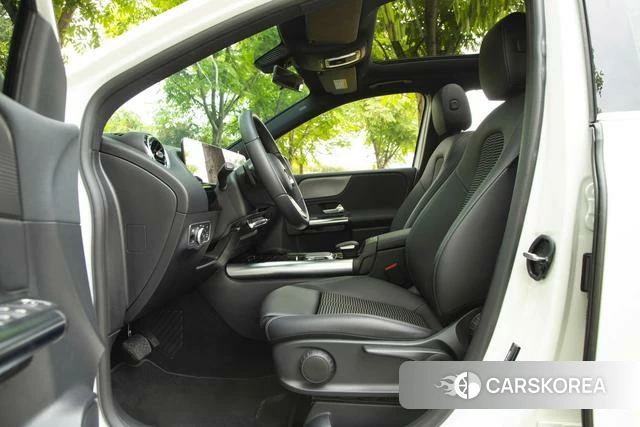 Mercedes-Benz Class B id 4328689 из Китая 15