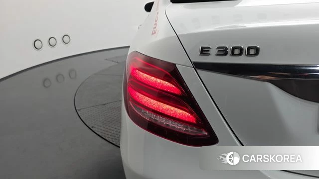 Mercedes-Benz E-Class W213 id 4317835 из Кореи 15