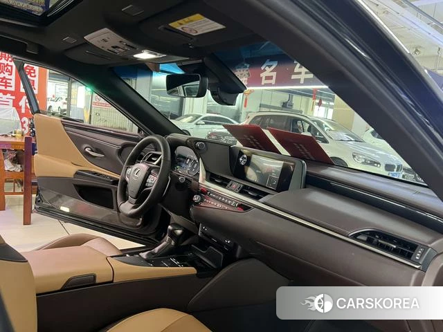 Lexus ES id 4277218 из Китая 15