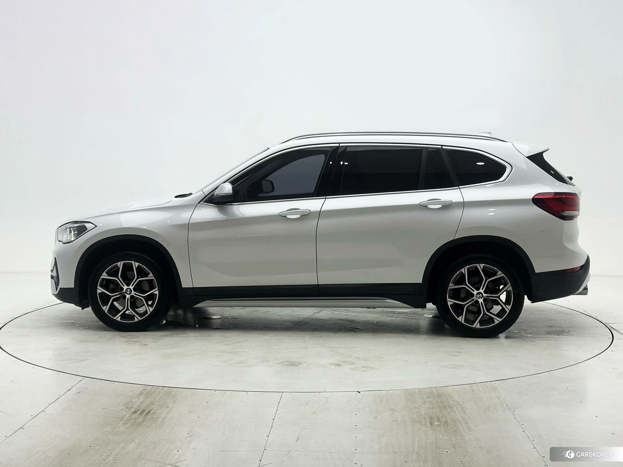 BMW X1 id 4513508 из Китая 15