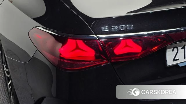 Mercedes-Benz E-Class W214 id 4634987 из Кореи 15